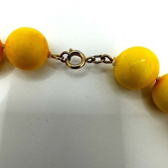 Yellow beaded necklace - Picture 6 of 6